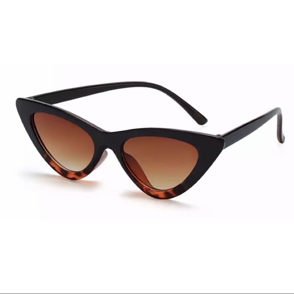 Zara Accessories - 🍒3/$30 New Retro Black Leopard Cat Eye Sunglasses